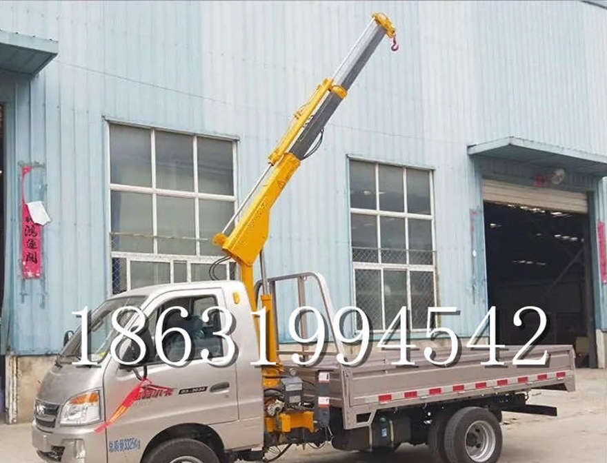 丰顺县随车吊机绞盘小吊机那里有移动随车吊机车载吊机可拆卸吊水泥1吨电动吊机